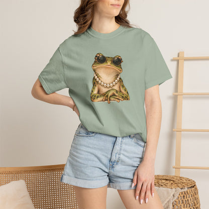 Frog with Pearls Graphic T-Shirt