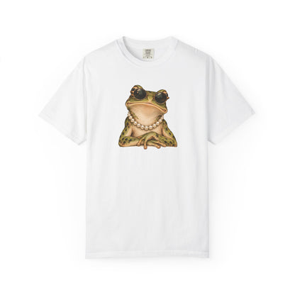 Frog with Pearls Graphic T-Shirt